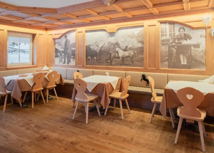 Cesa Ciasates Canazei